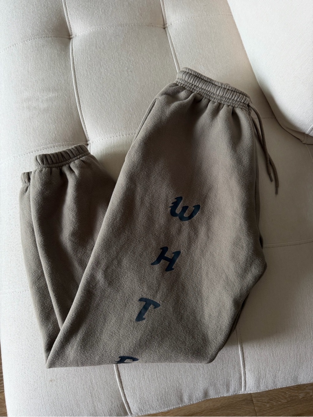 White fox Joggers